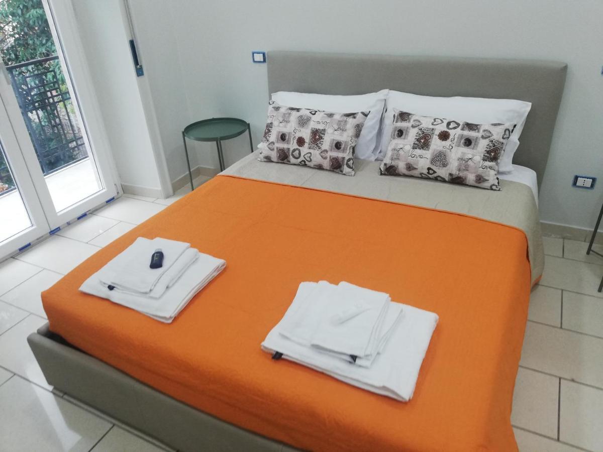 Bed and Breakfast Binario 3 Эболи Экстерьер фото